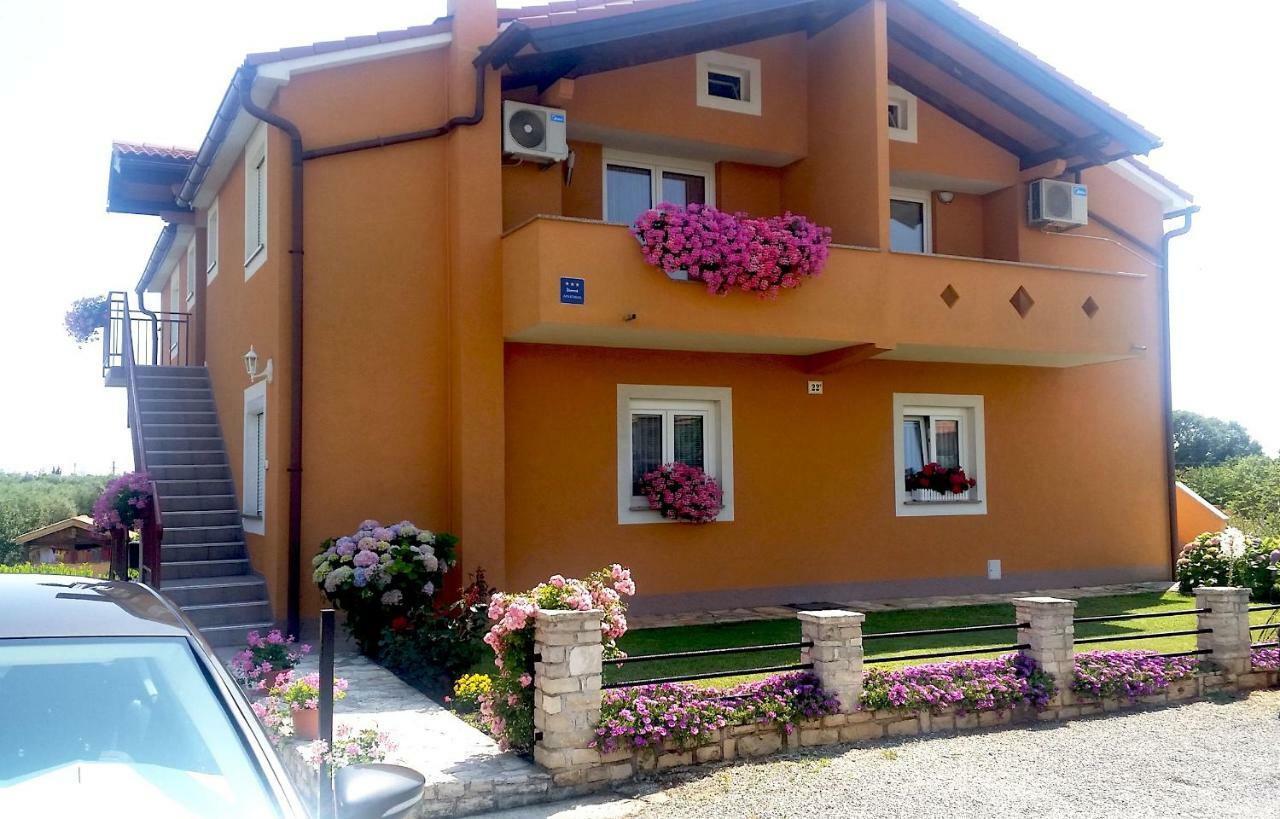 Apartments Contessa Novigrad Istria Exterior foto