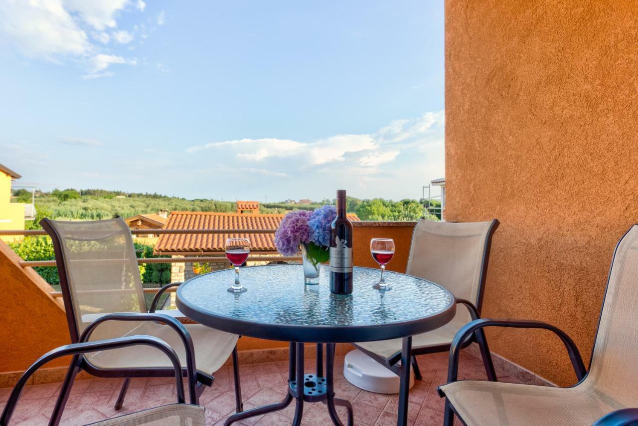 Apartments Contessa Novigrad Istria Exterior foto