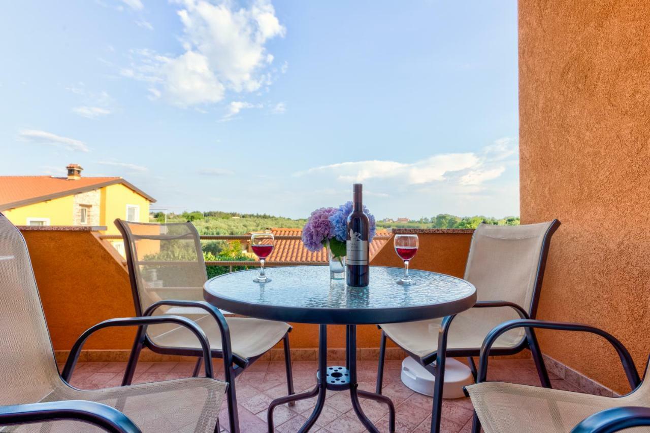 Apartments Contessa Novigrad Istria Exterior foto